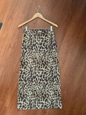 ZARA - Leopard MIDI Skirt - size M